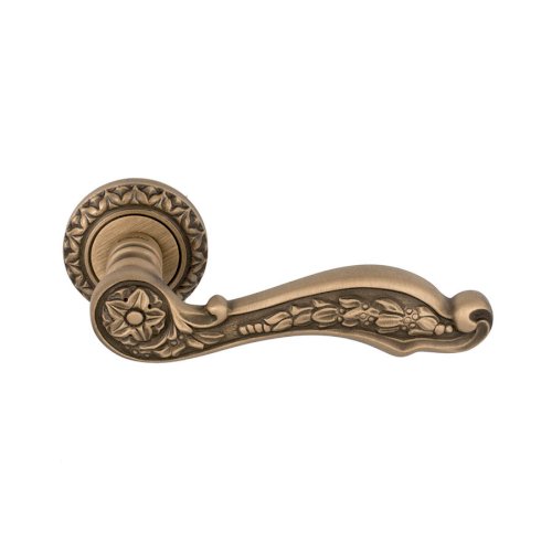 LINEA CALI JARDIN LEVER HANDLE ON ROSE WITH ESCUTCHEON 155MM PATINE MAT